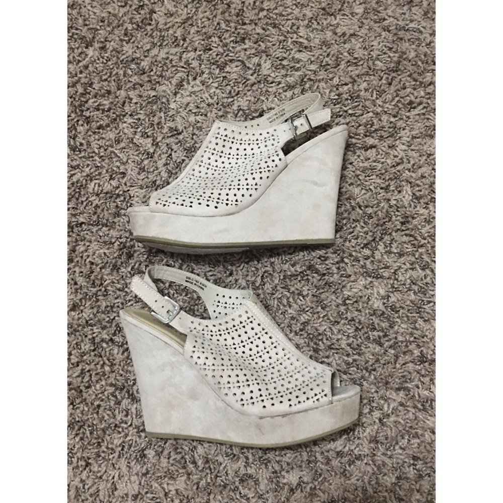 Peep toe wedges